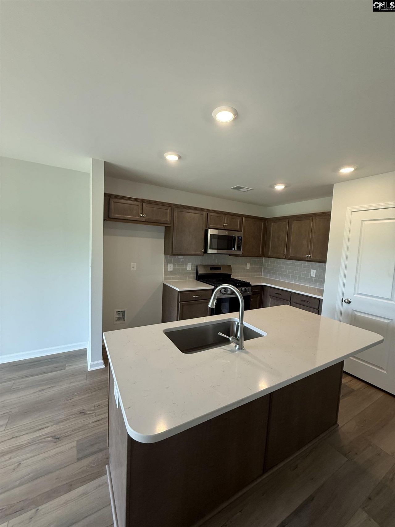 208 Laurinton Farms Drive Photo 5
