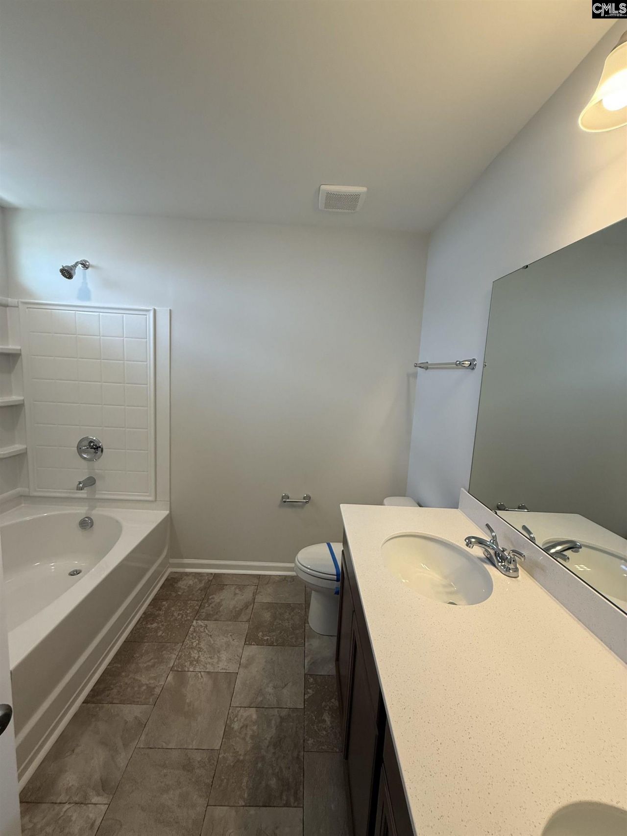 208 Laurinton Farms Drive Photo 9