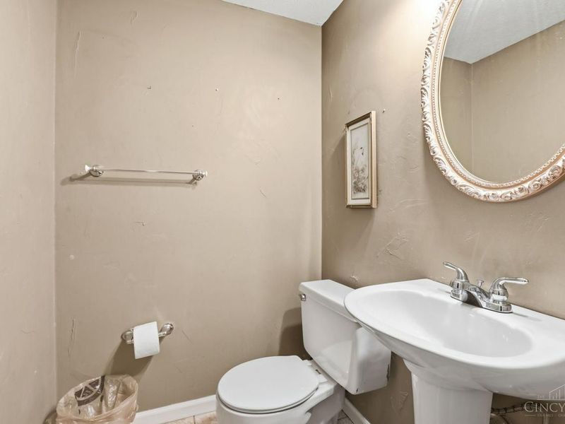 98 Waxwing Drive, Cincinnati, OH 45236 Photo 32