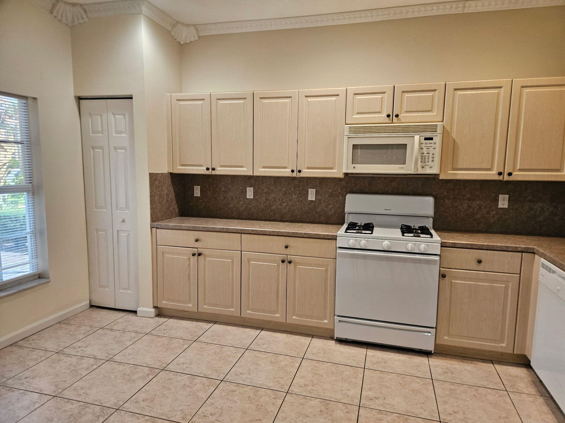 394 NW Breezy Point Loop, Port Saint Lucie, FL 34986 Photo