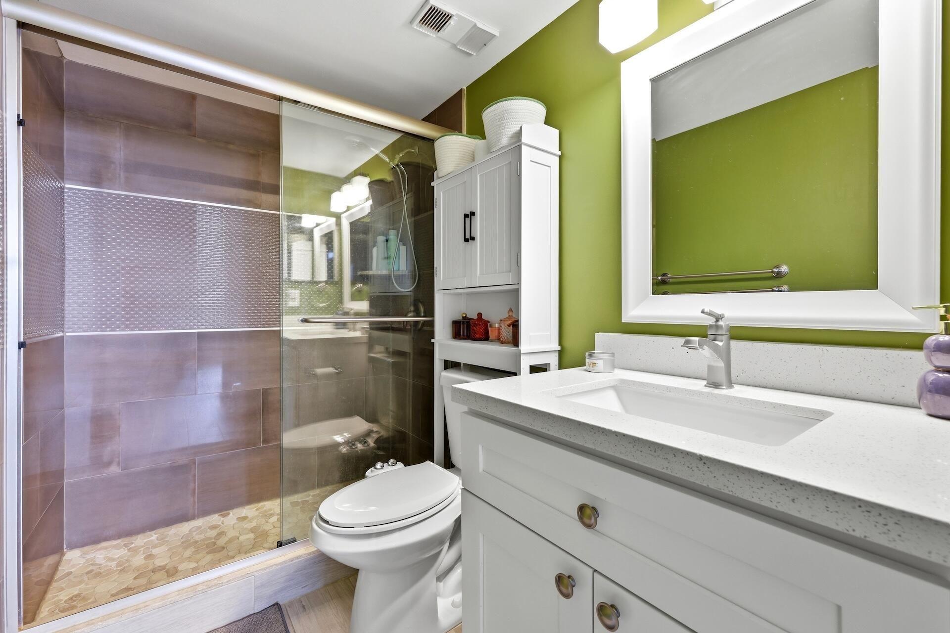 760 Executive Center Drive, Unit 24, West Palm Beach, FL 33401 Photo