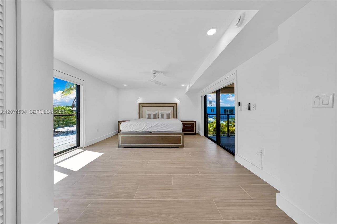 108 W Plaza Del Lago , Unit 108, Islamorada, FL 33036 Photo