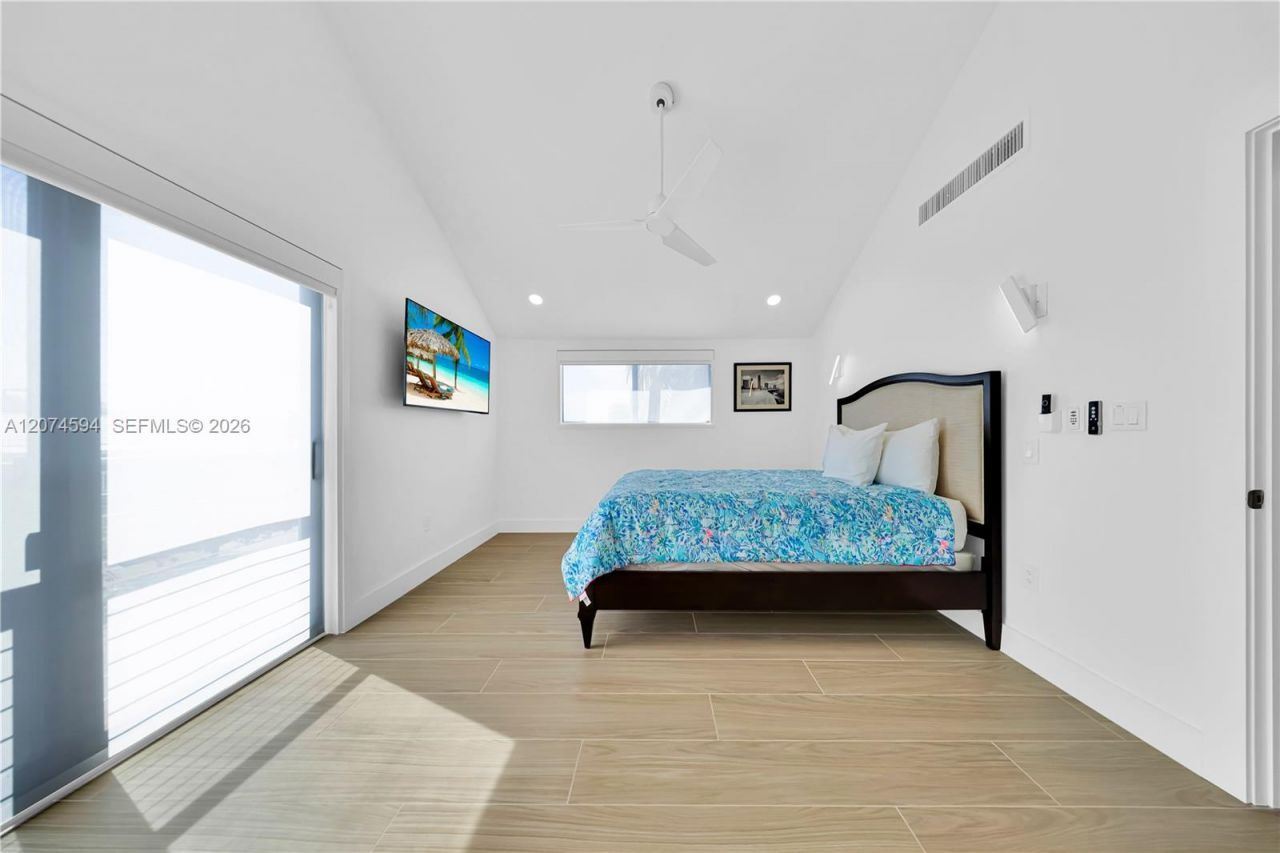 108 W Plaza Del Lago , Unit 108, Islamorada, FL 33036 Photo