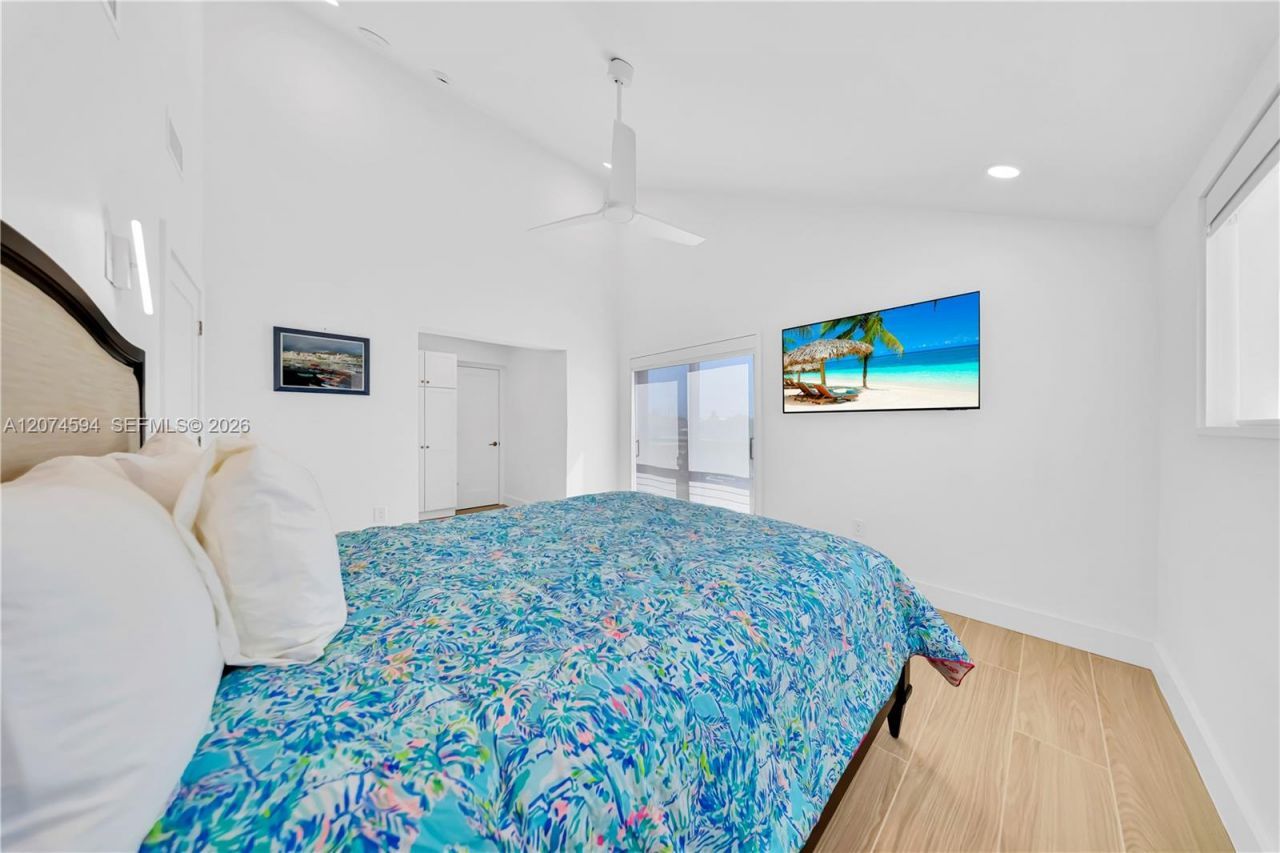 108 W Plaza Del Lago , Unit 108, Islamorada, FL 33036 Photo