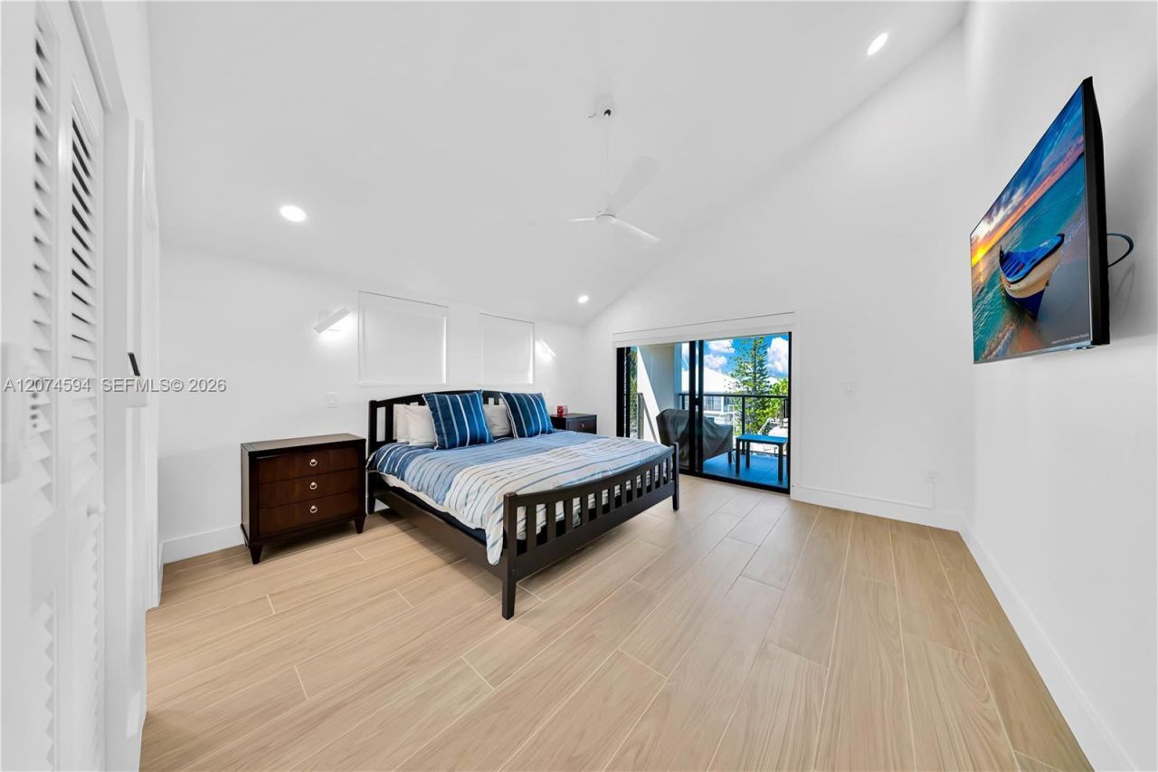 108 W Plaza Del Lago , Unit 108, Islamorada, FL 33036 Photo