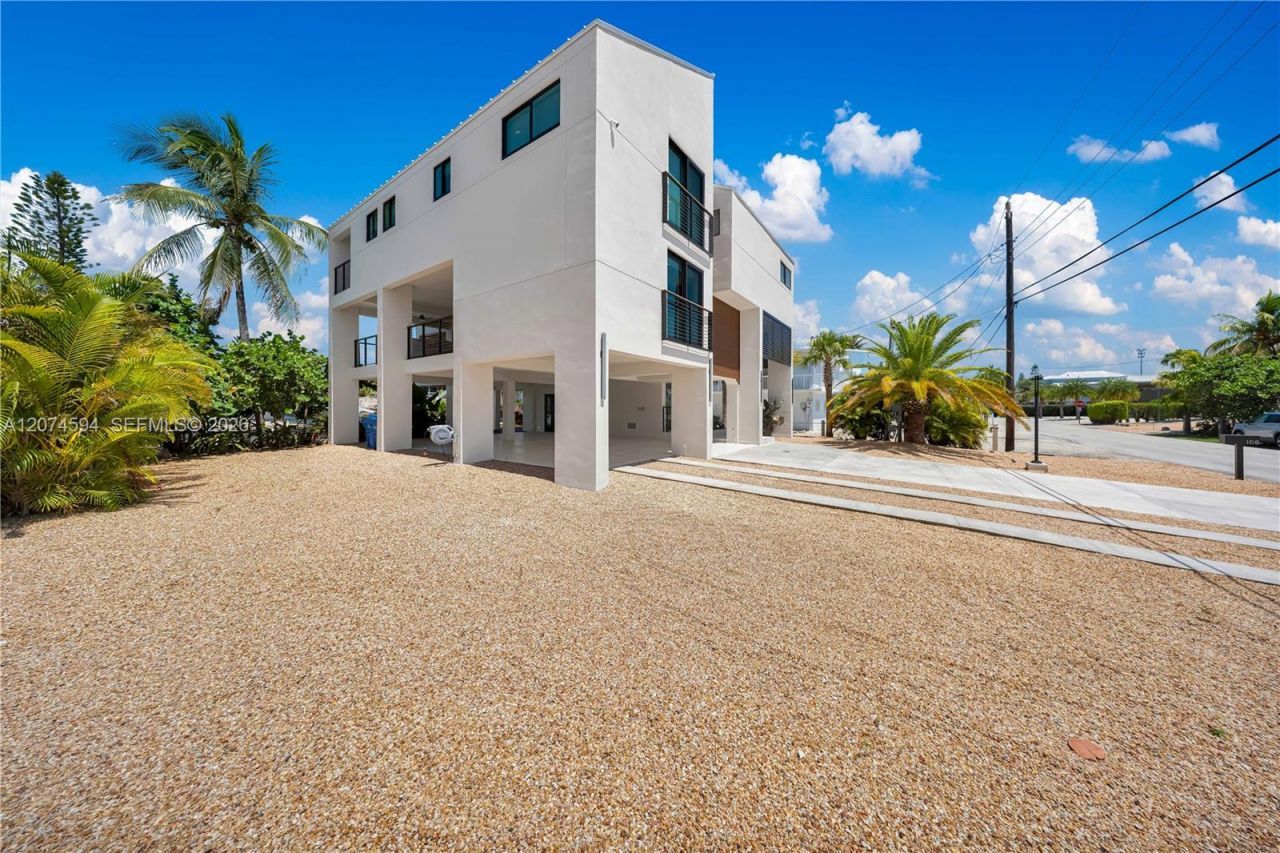 108 W Plaza Del Lago , Unit 108, Islamorada, FL 33036 Photo