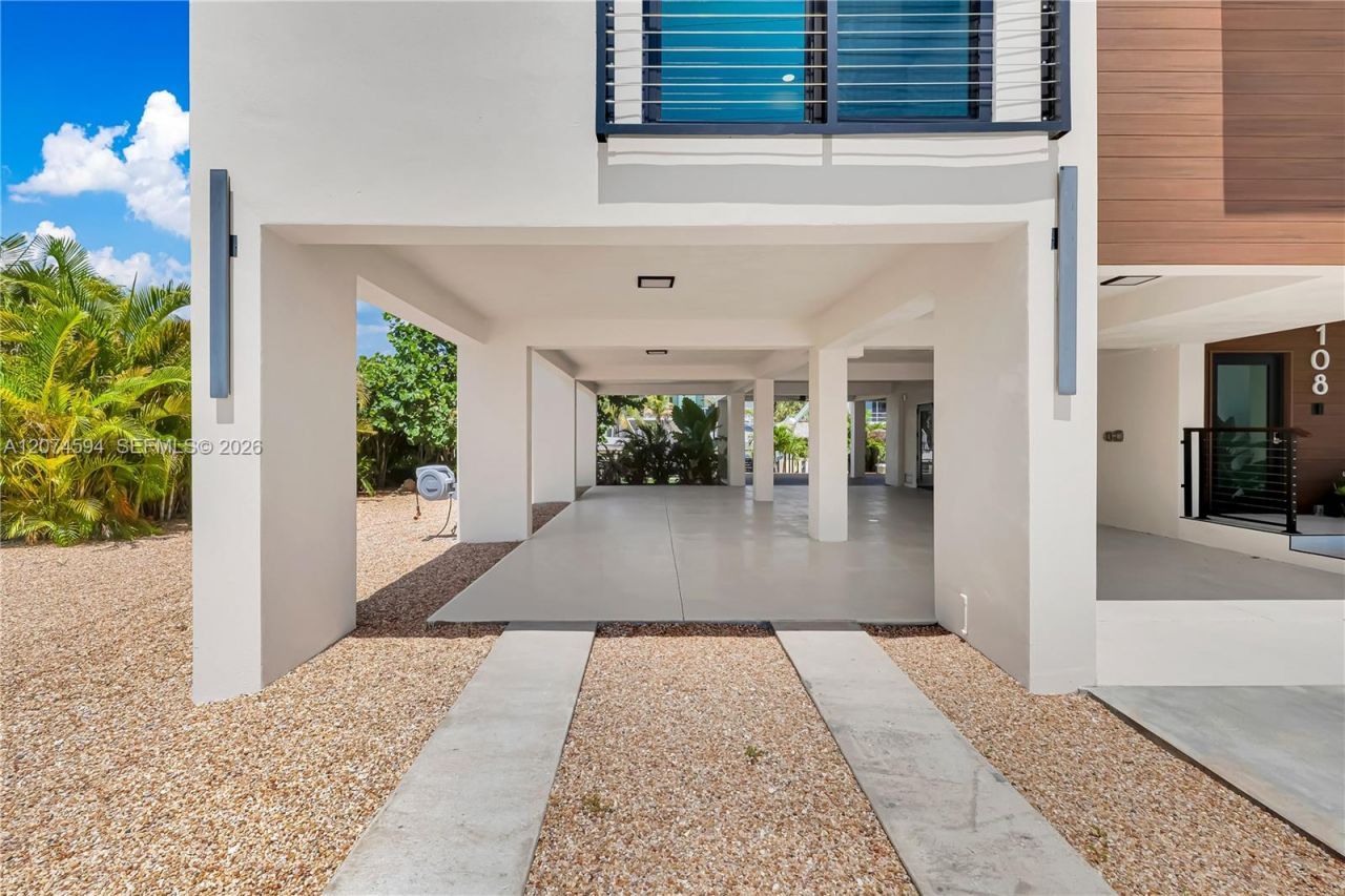 108 W Plaza Del Lago , Unit 108, Islamorada, FL 33036 Photo