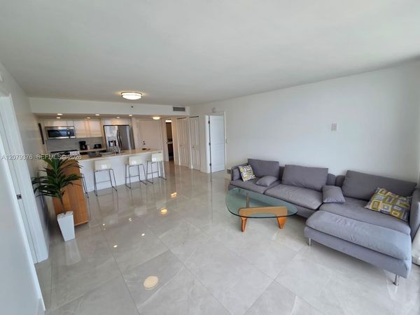 7601 E Treasure Dr , Unit 1902, North Bay Village, FL 33141