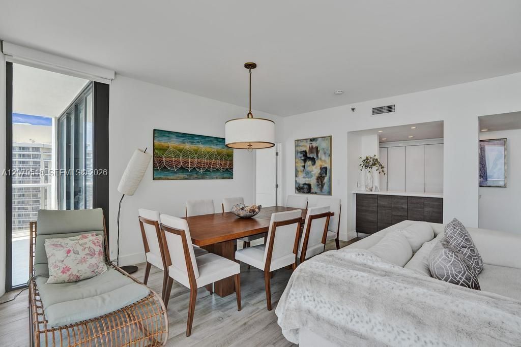 20281 E Country Club Dr, Unit 2314, Aventura, FL 33180 Photo