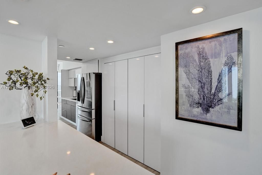 20281 E Country Club Dr, Unit 2314, Aventura, FL 33180 Photo