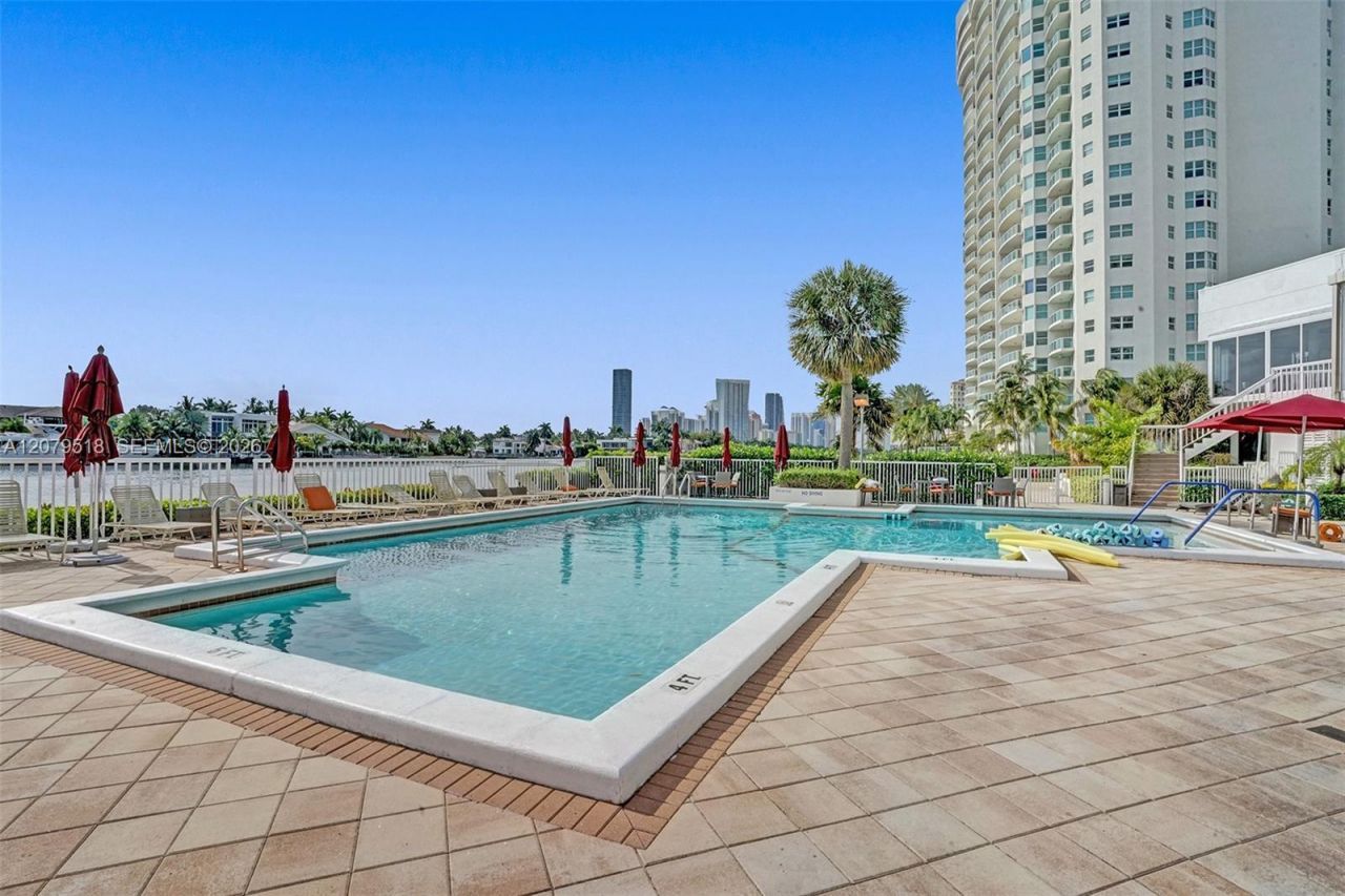 20281 E Country Club Dr, Unit 2314, Aventura, FL 33180 Photo