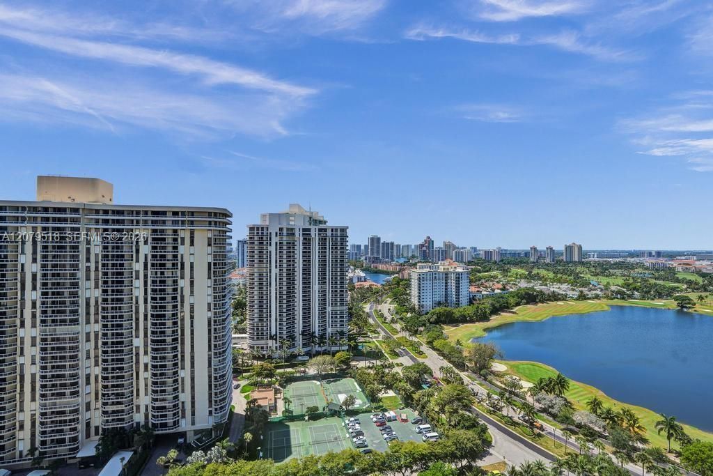 20281 E Country Club Dr, Unit 2314, Aventura, FL 33180 Photo