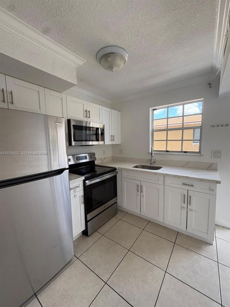 7510 SW 152nd Ave , Unit C204, Miami, FL 33193 Photo
