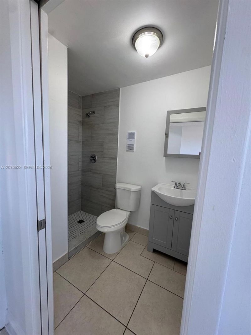 7510 SW 152nd Ave , Unit C204, Miami, FL 33193 Photo