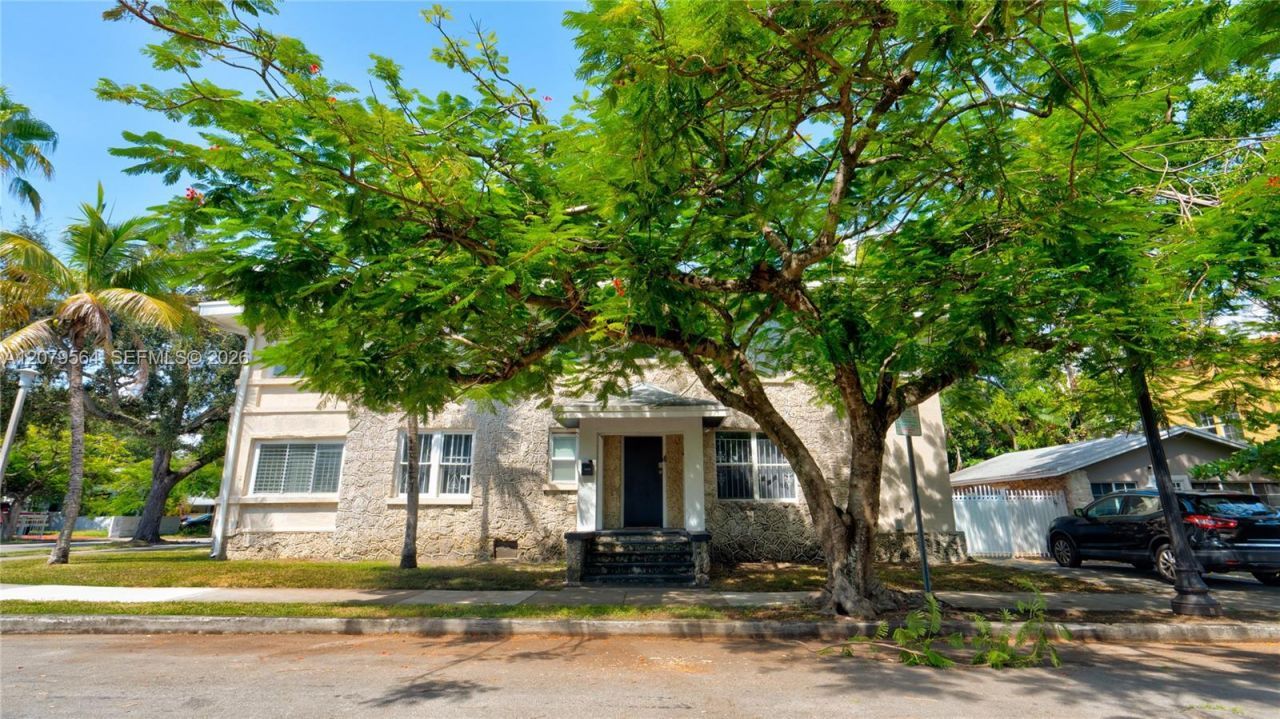 4600 NE 1st Ave , Unit 2nd Floor, Miami, FL 33137 Photo