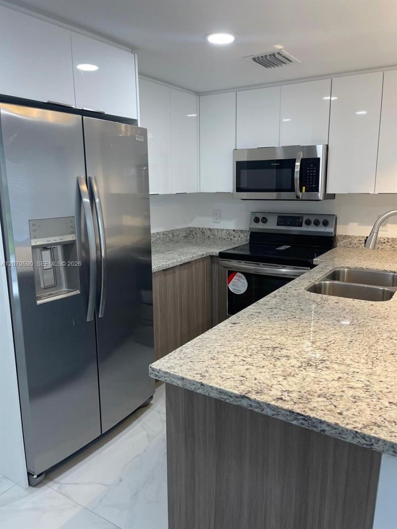 5764 E 5th Ave, Hialeah, FL 33013 Photo