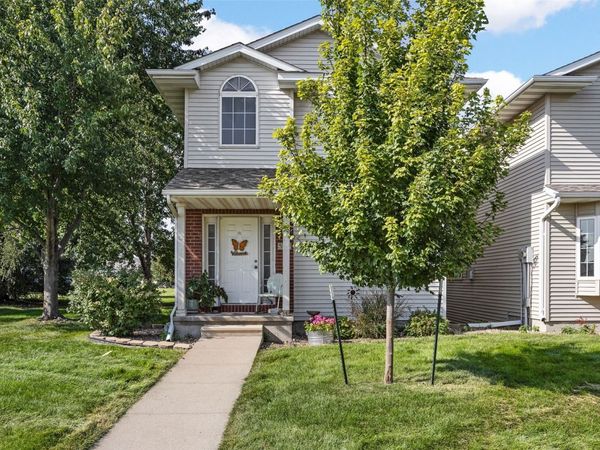 527 Penn Court , North Liberty, IA 52317