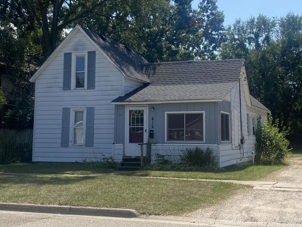412 E Franklin Street, Otsego, MI 49078