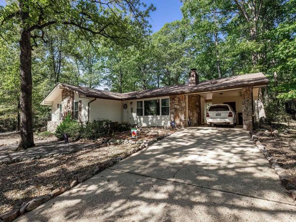 30 Herencia Circle, Hot Springs Village, AR 71909