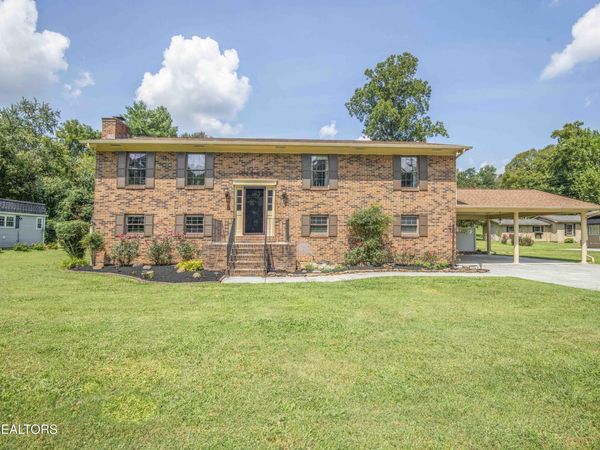 603 Riverbend Rd, Clinton, TN 37716