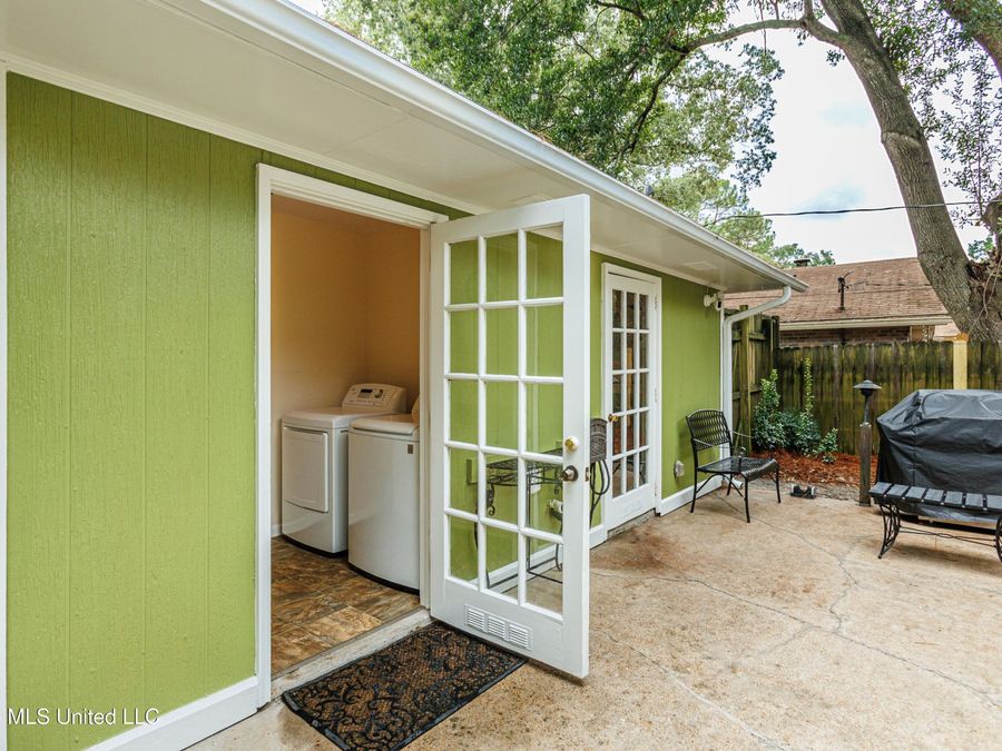 Property Image 32