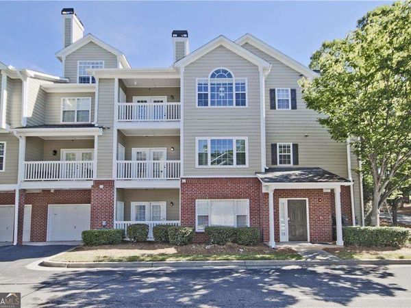 8102 WOODLAND Lane, Unit 8102, Alpharetta, GA 30009