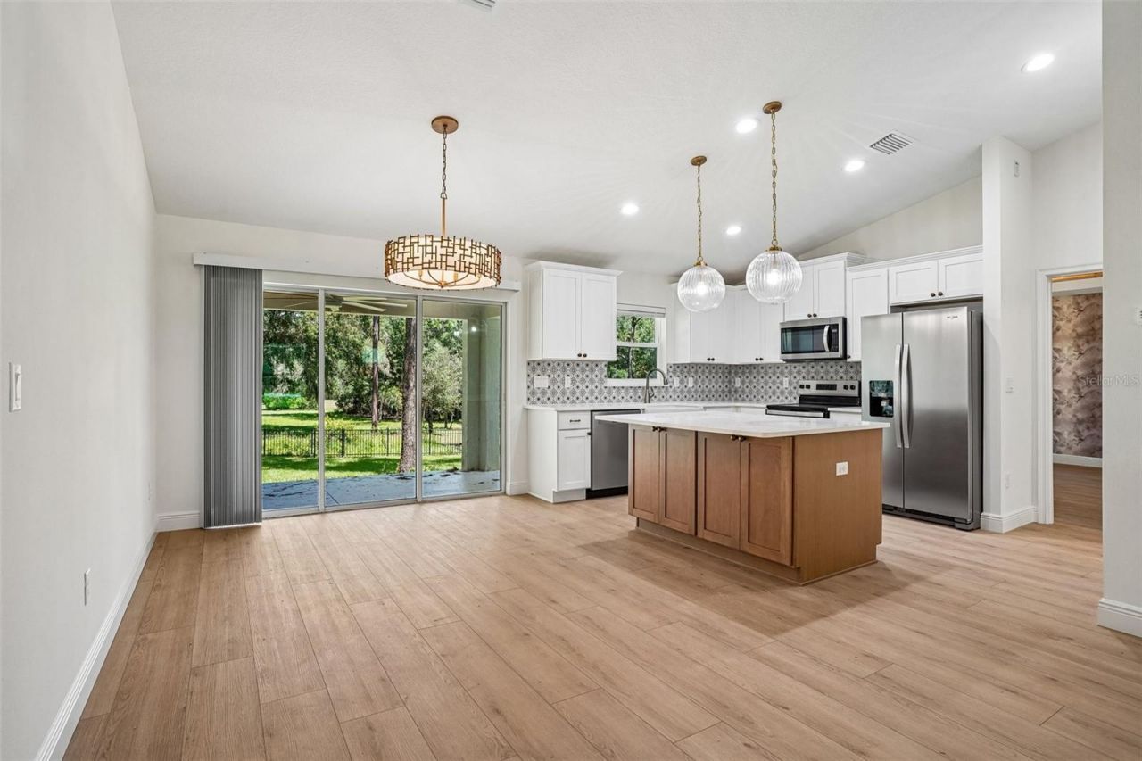 1911 W Golfcart Lane, Citrus Springs, FL 34434 Photo