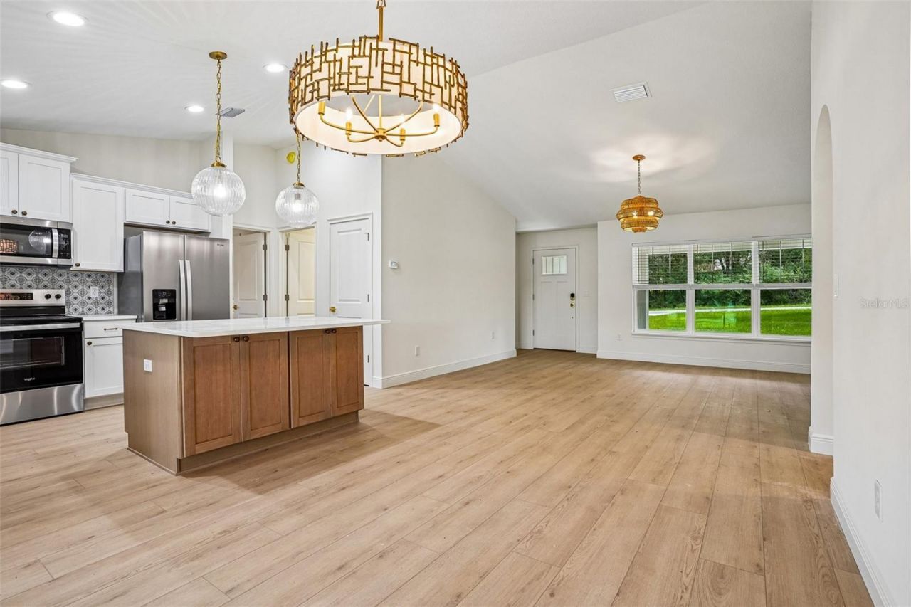 1911 W Golfcart Lane, Citrus Springs, FL 34434 Photo