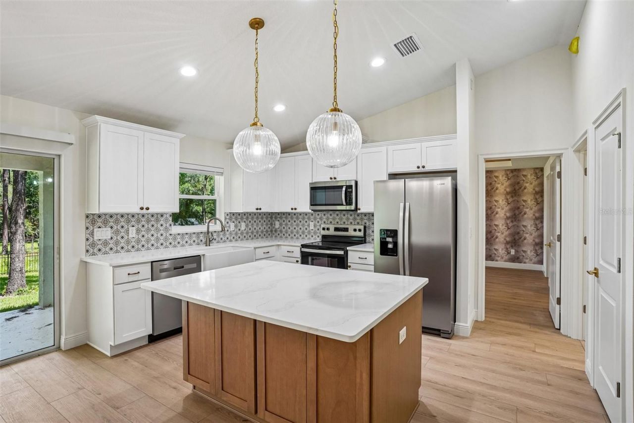 1911 W Golfcart Lane, Citrus Springs, FL 34434 Photo