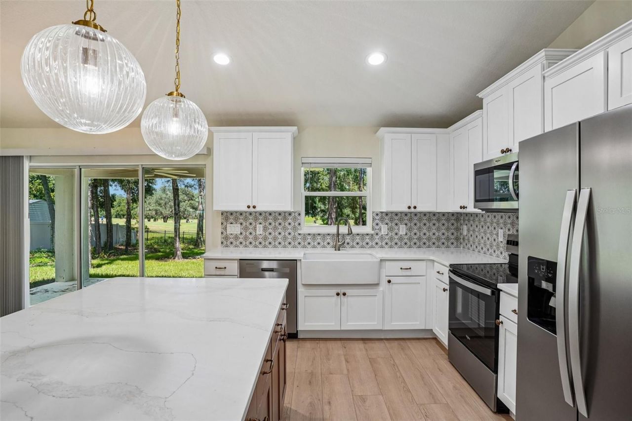 1911 W Golfcart Lane, Citrus Springs, FL 34434 Photo