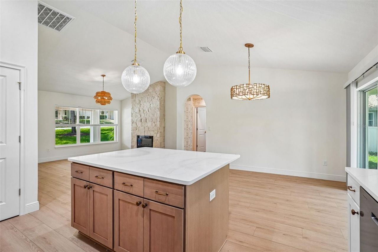 1911 W Golfcart Lane, Citrus Springs, FL 34434 Photo