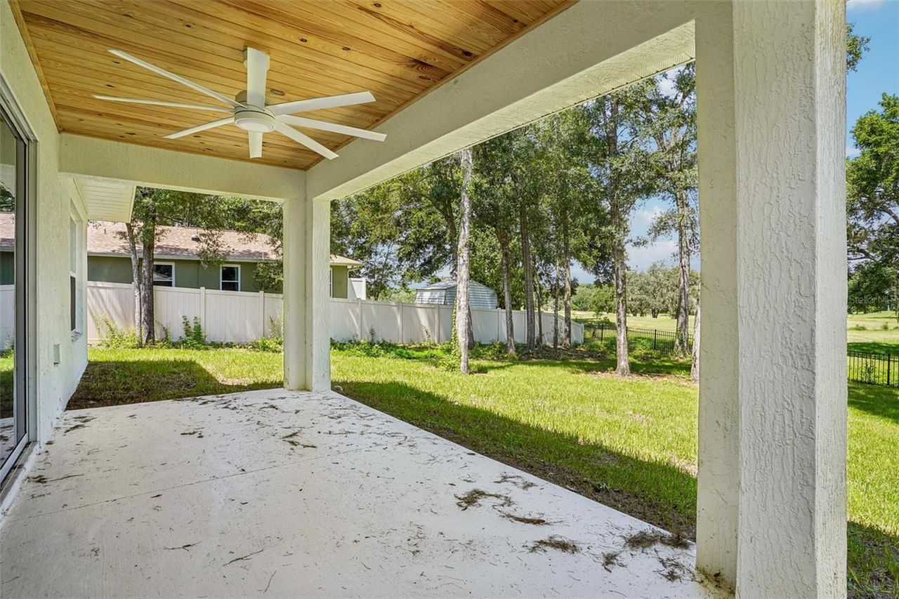 1911 W Golfcart Lane, Citrus Springs, FL 34434 Photo