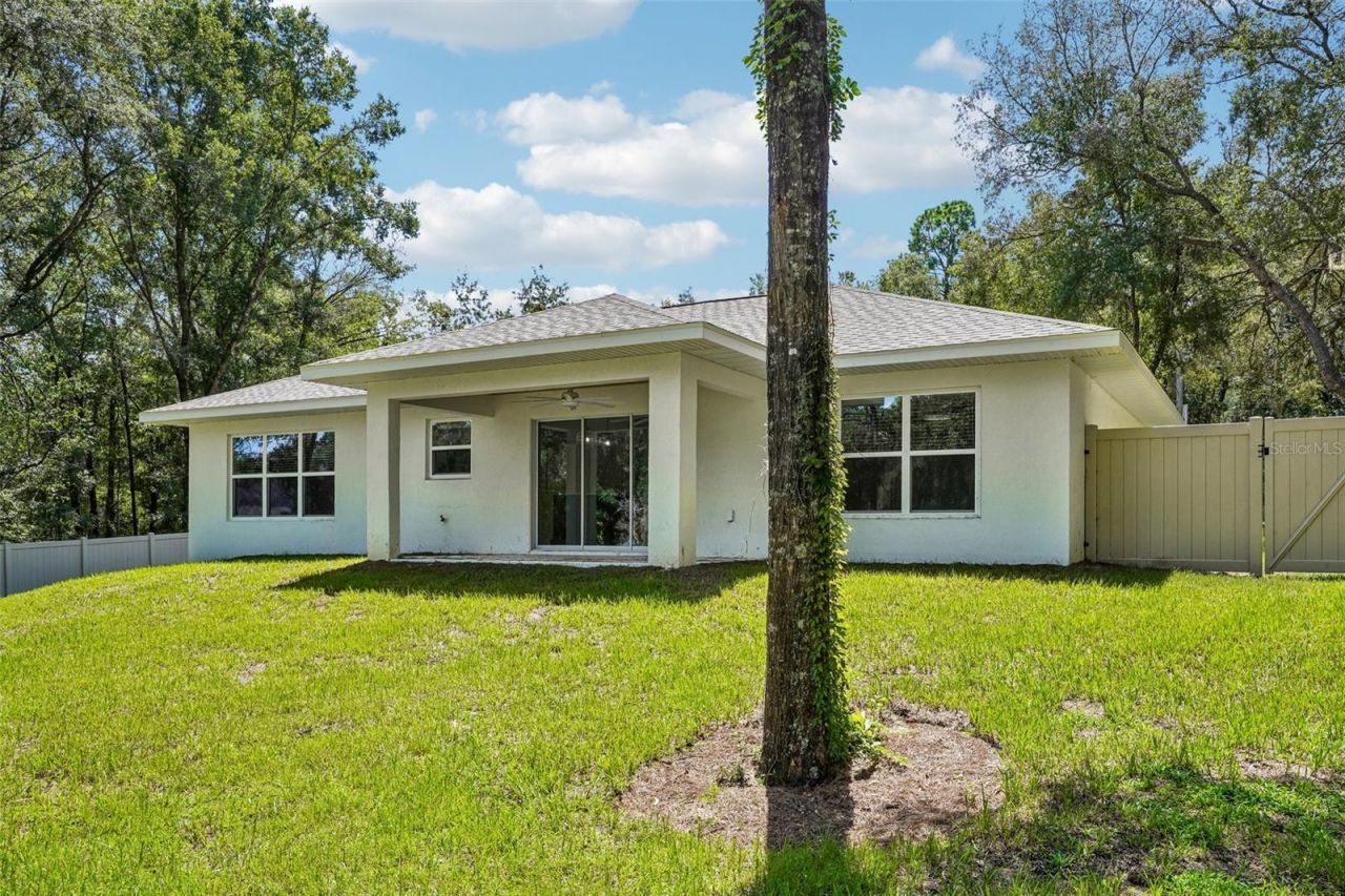 1911 W Golfcart Lane, Citrus Springs, FL 34434 Photo