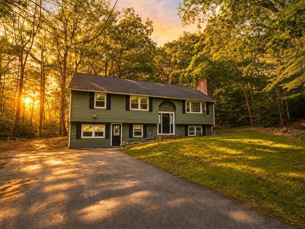 16 Mcgettigan Road, Milford, NH 03055