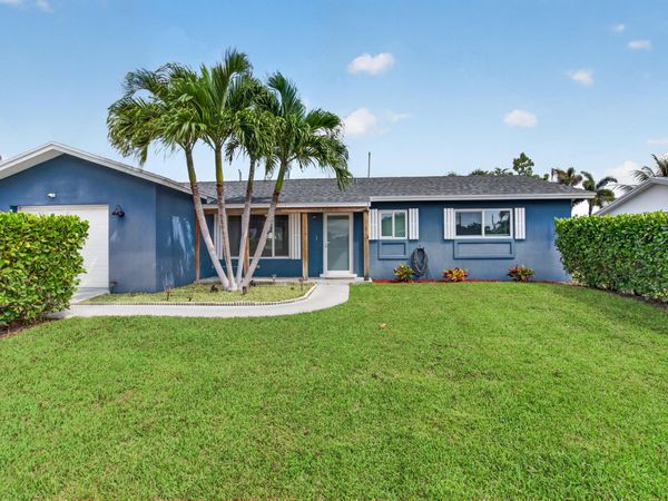 1023 SW 25TH Place, Boynton Beach, FL 33426