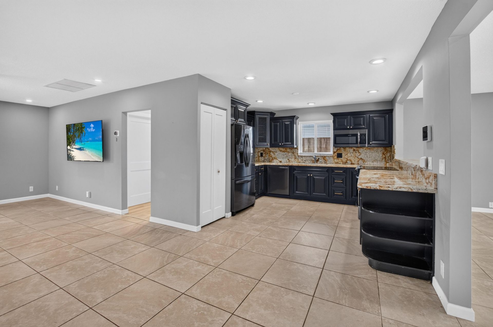 1023 SW 25th Place, Boynton Beach, FL 33426 Photo