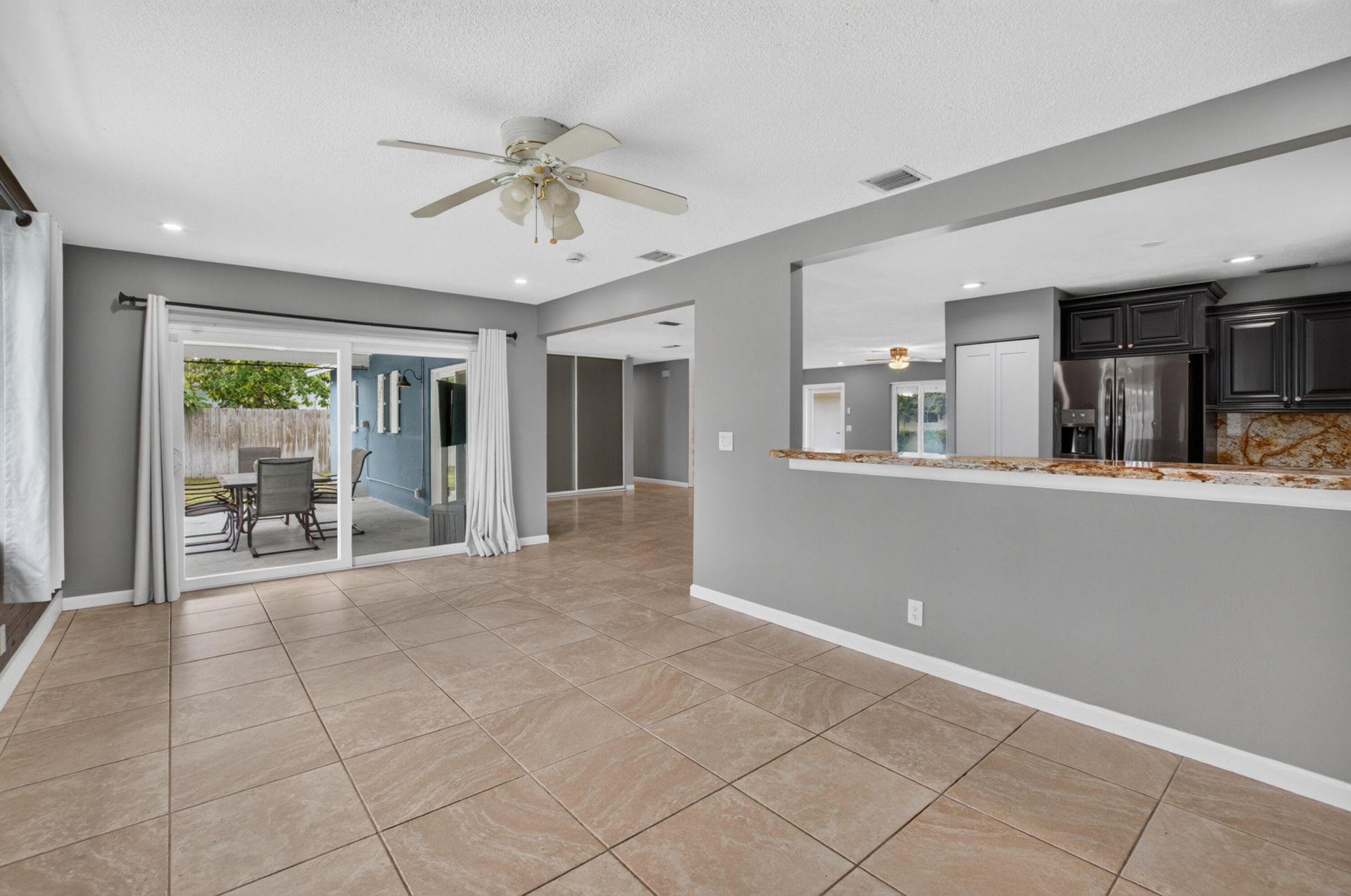 1023 SW 25th Place, Boynton Beach, FL 33426 Photo