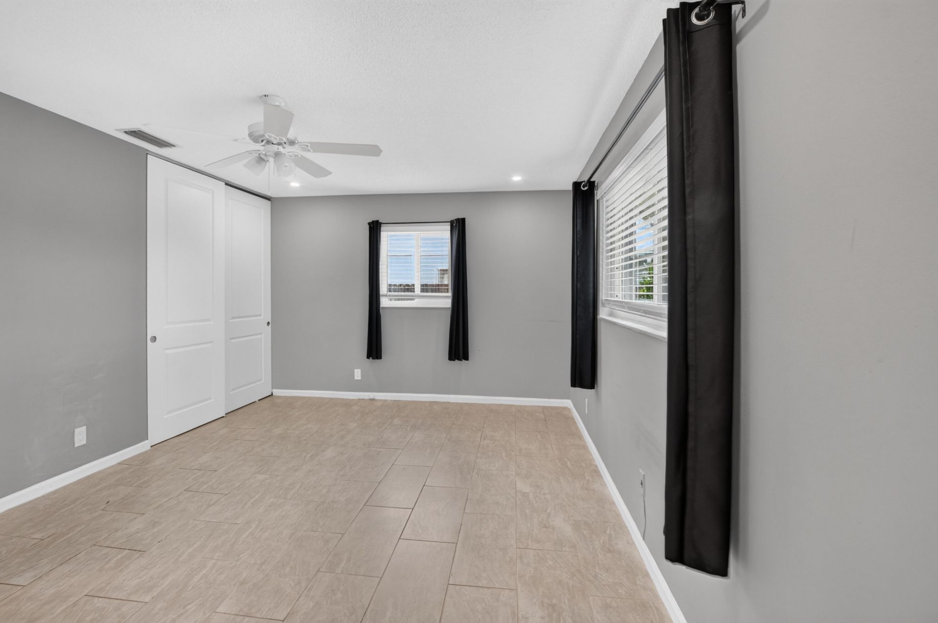 1023 SW 25th Place, Boynton Beach, FL 33426 Photo