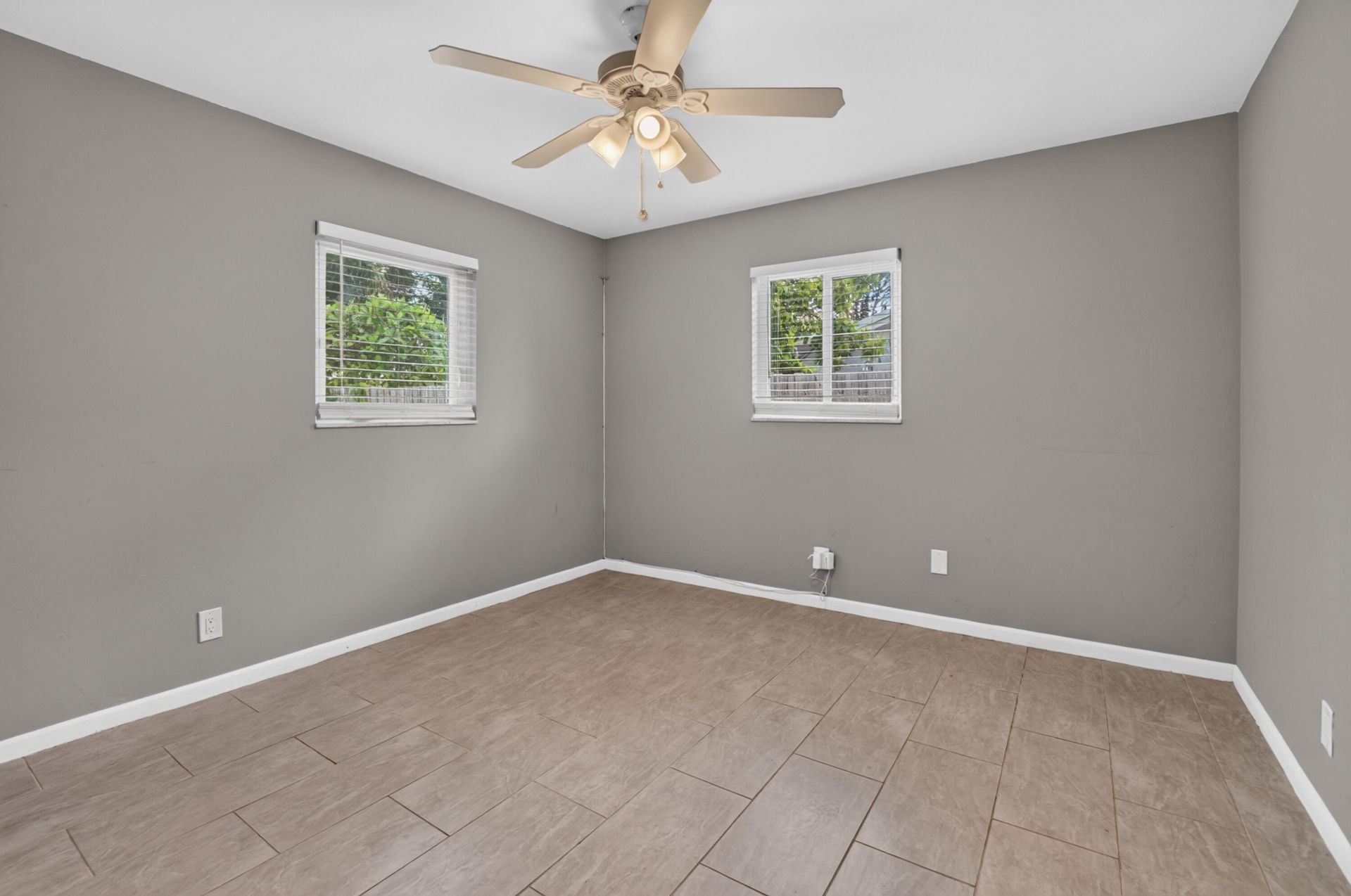 1023 SW 25th Place, Boynton Beach, FL 33426 Photo