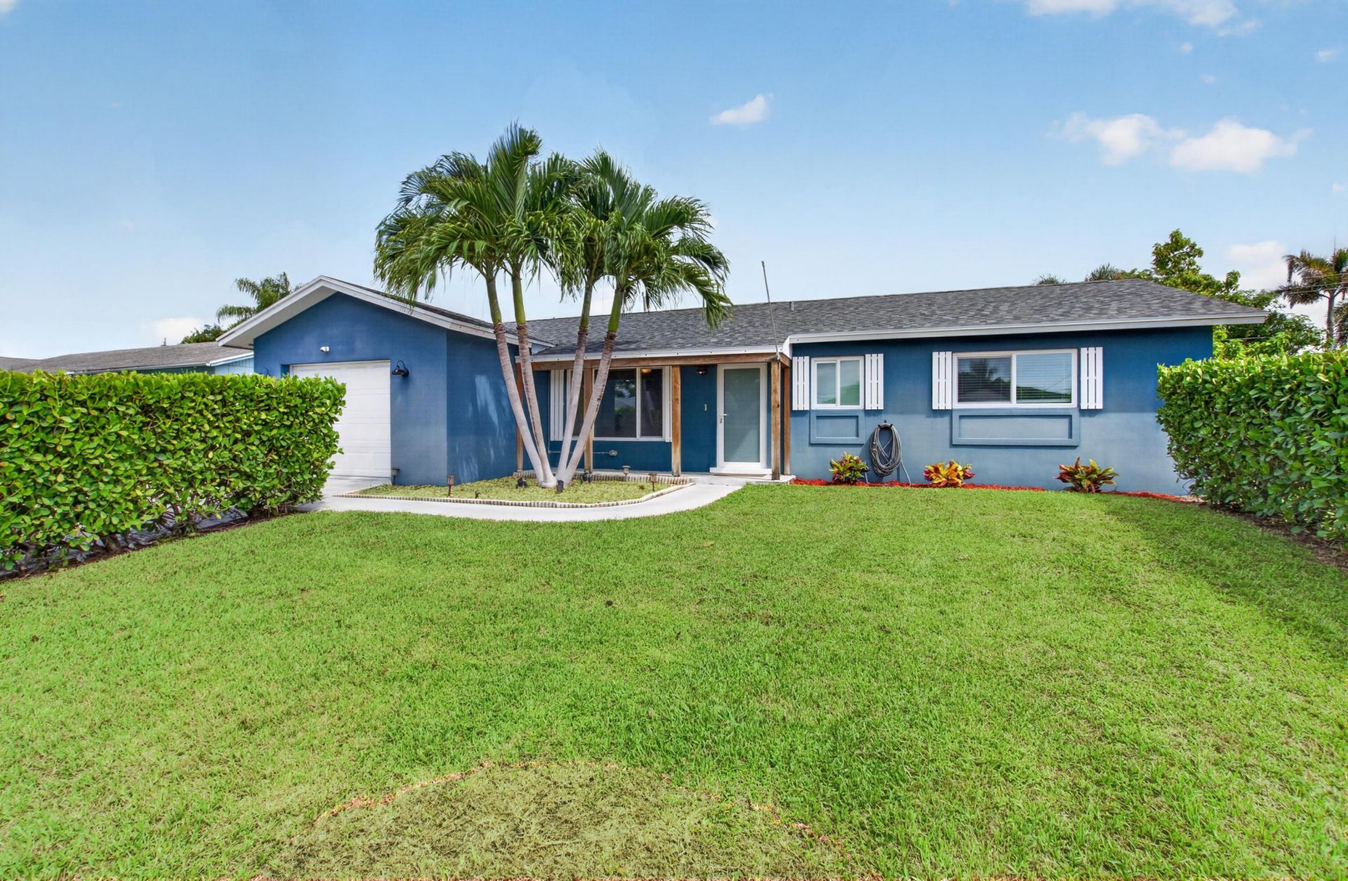 1023 SW 25th Place, Boynton Beach, FL 33426 Photo