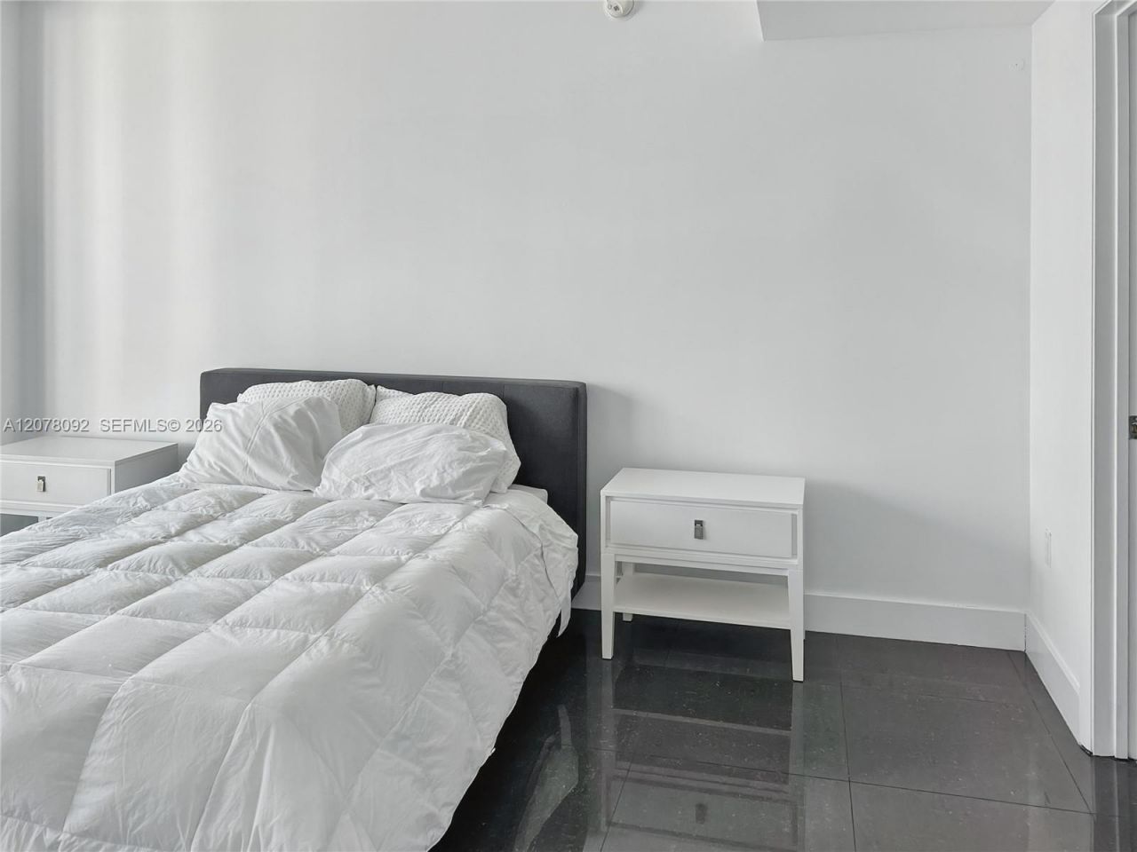92 SW 3rd St , Unit 2602, Miami, FL 33130 Photo