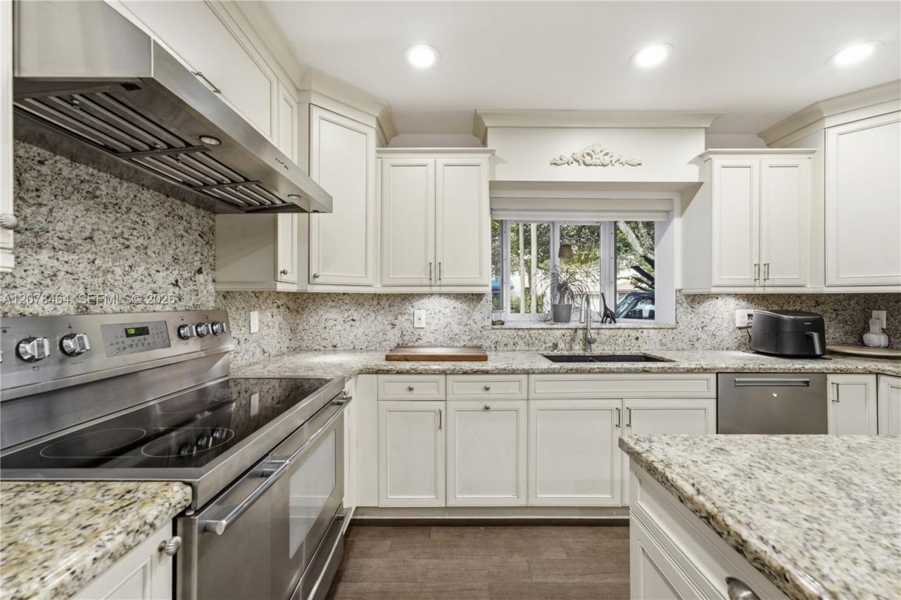 1510 Ferdinand St, Coral Gables, FL 33134 Photo