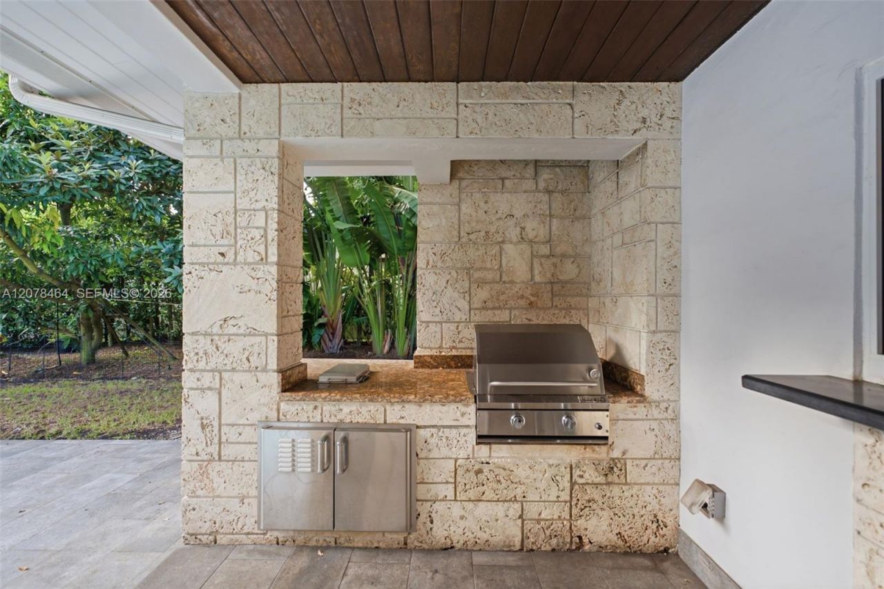 1510 Ferdinand St, Coral Gables, FL 33134 Photo