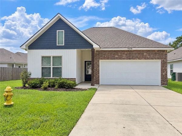 73216 FOREST CREEK Drive, Covington, LA 70433