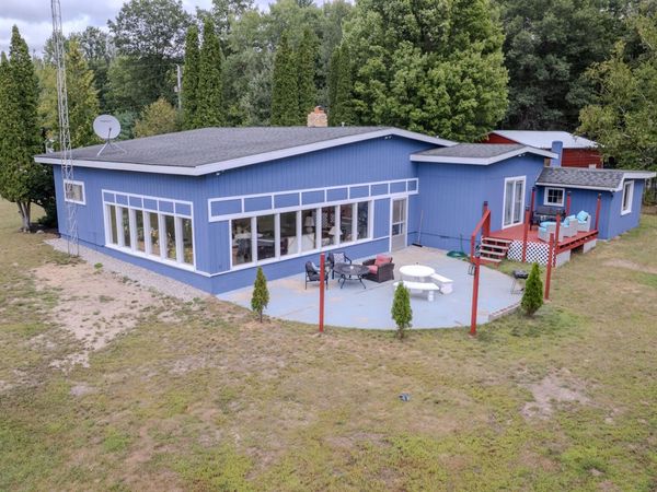 8911 Ora Lake Road, Hale, MI 48739