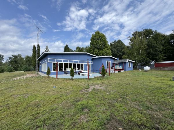 8911 Ora Lake Road, Hale, MI 48739
