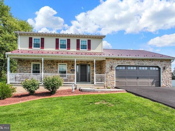 827 HANCOCK DRIVE, GETTYSBURG, PA 17325