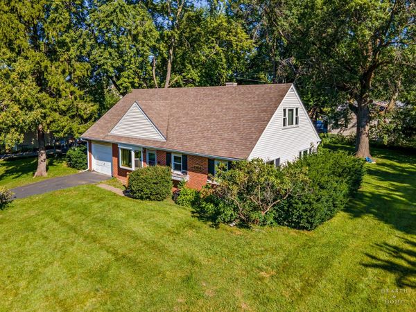 4904 Rose Street , Crystal Lake, IL 60014