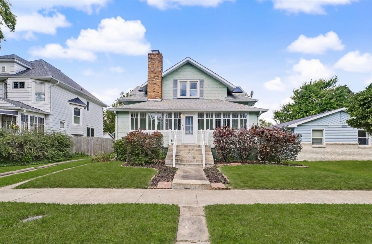 110 S Richman Street, Villa Grove, IL 61956 Main Photo