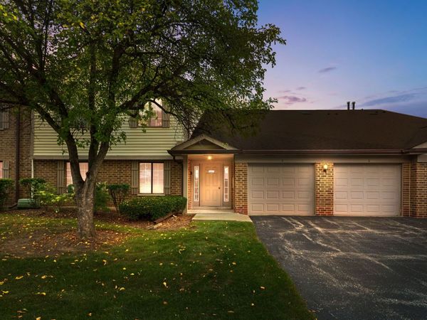 1410 W Partridge Lane , Unit 6, Arlington Heights, IL 60004